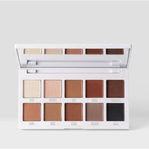 Kylie Cosmetics - the classic matte eyeshadow palette